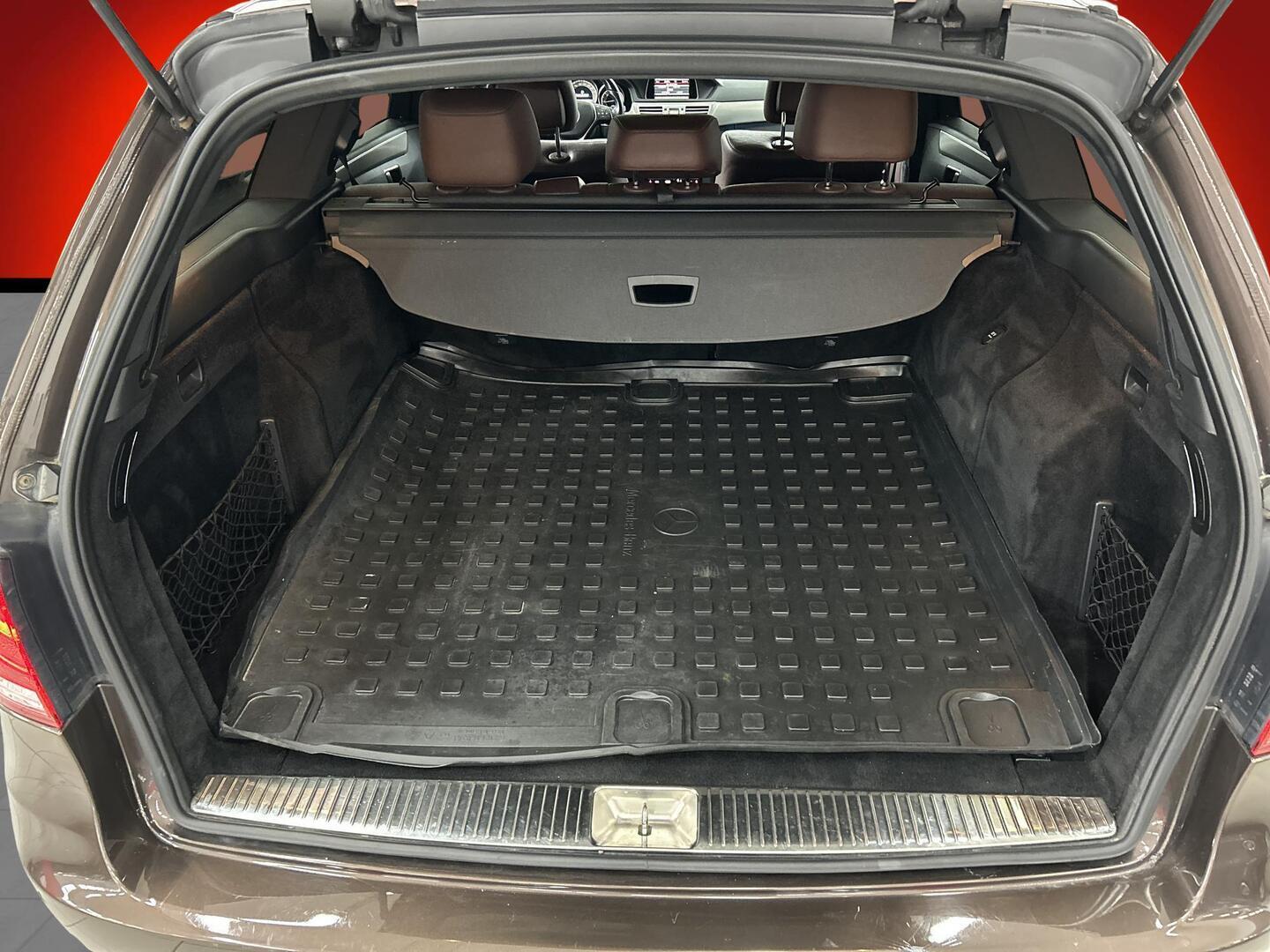 MERCEDES-BENZ E 2014