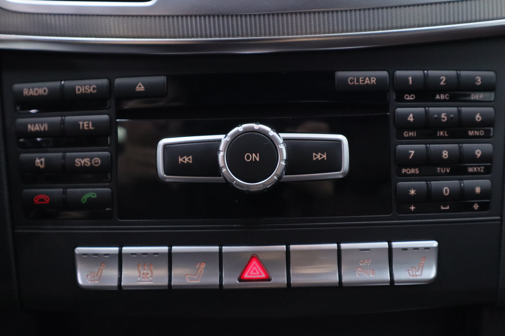 MERCEDES-BENZ E 2014