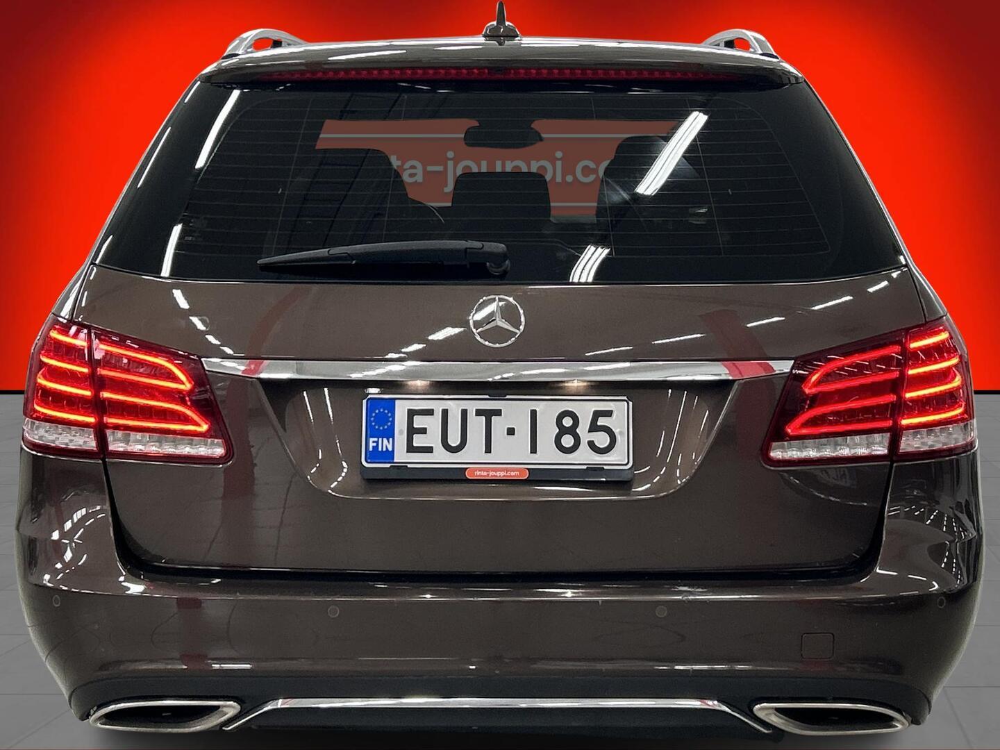 MERCEDES-BENZ E 2014