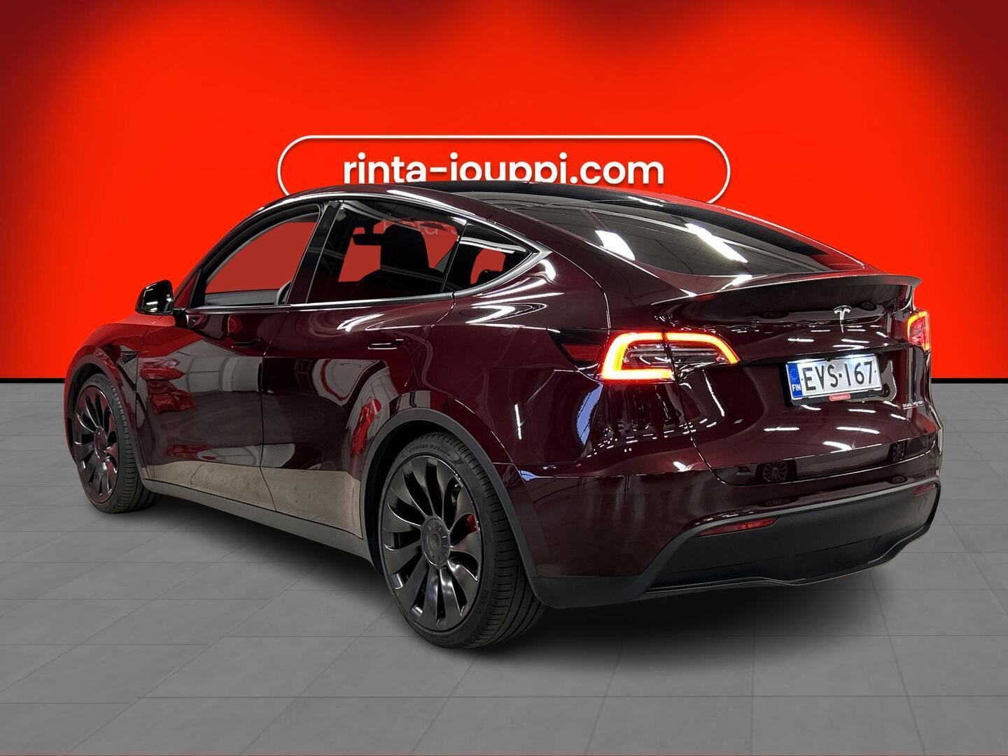 TESLA MODEL Y 2023