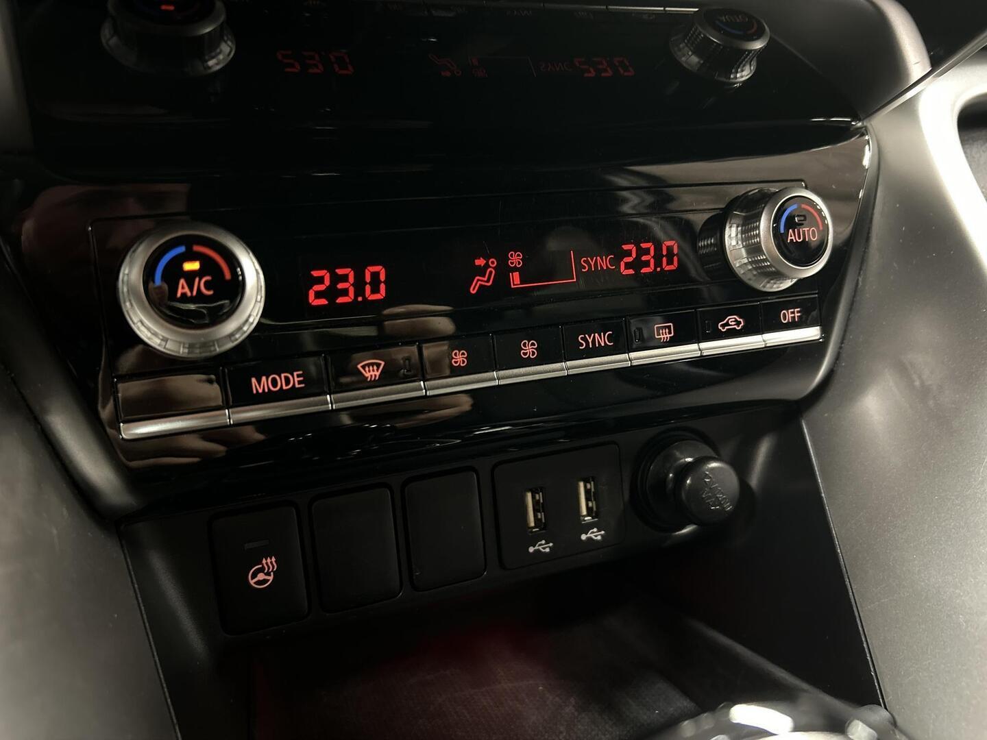 MITSUBISHI ECLIPSE CROSS 2024