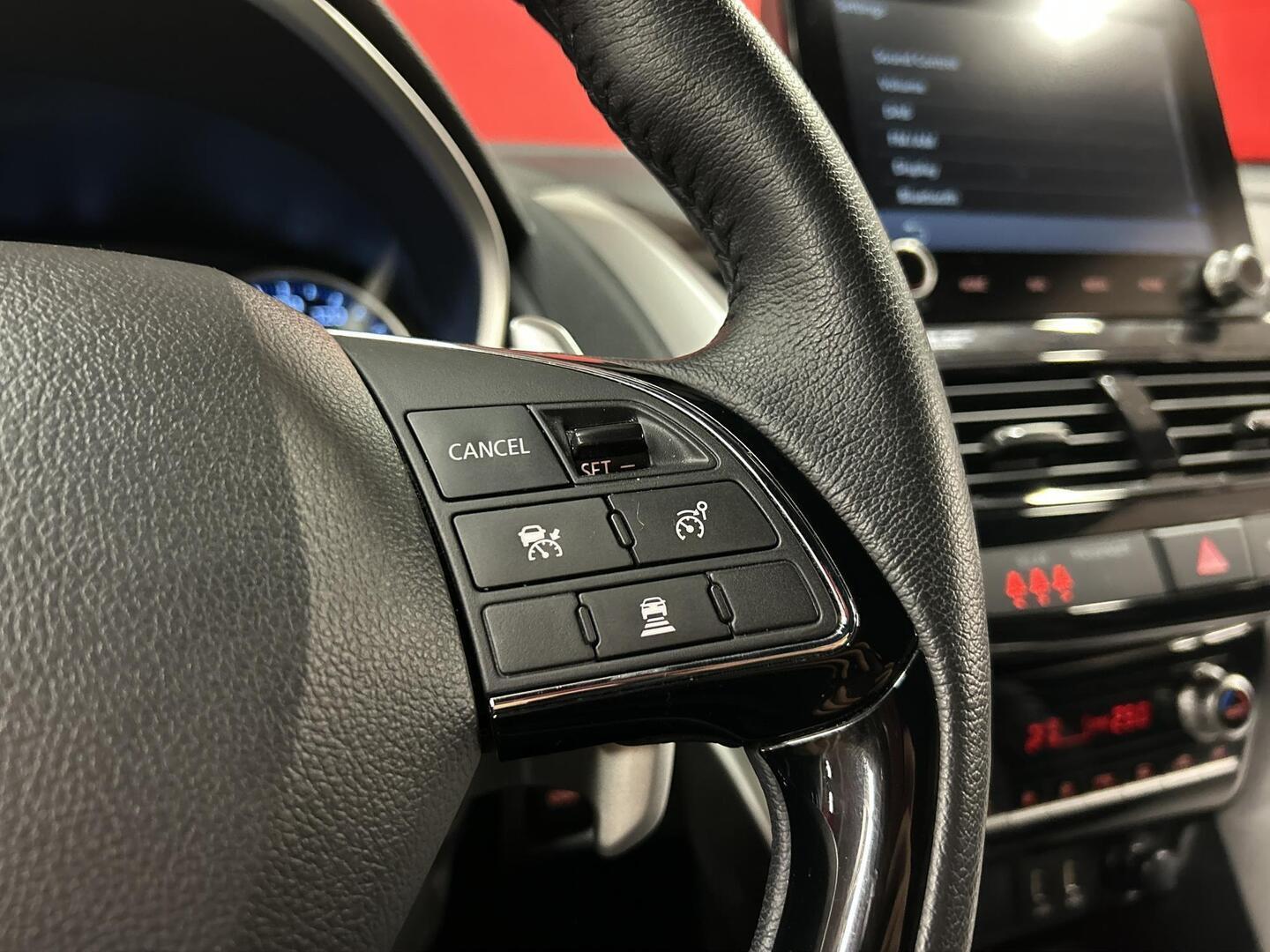 MITSUBISHI ECLIPSE CROSS 2024