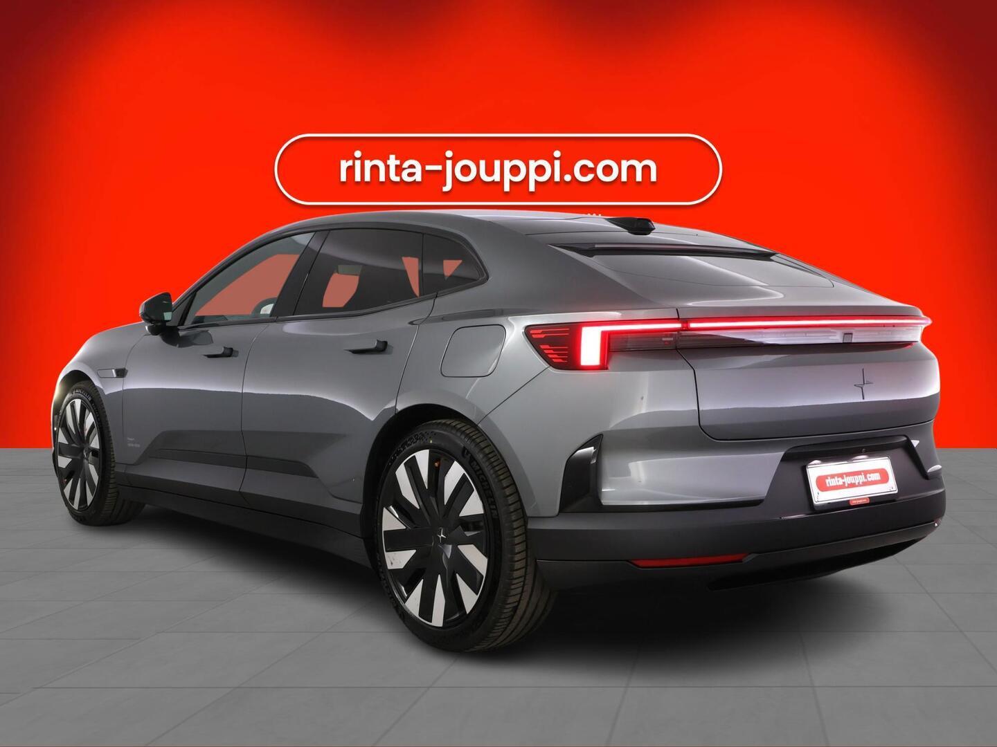 POLESTAR 4 2025