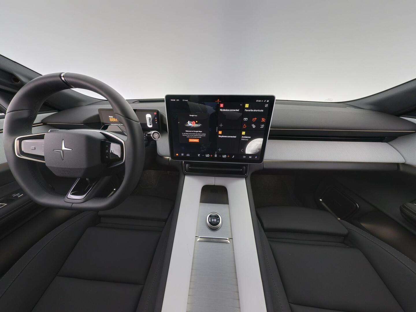 POLESTAR 4 2025