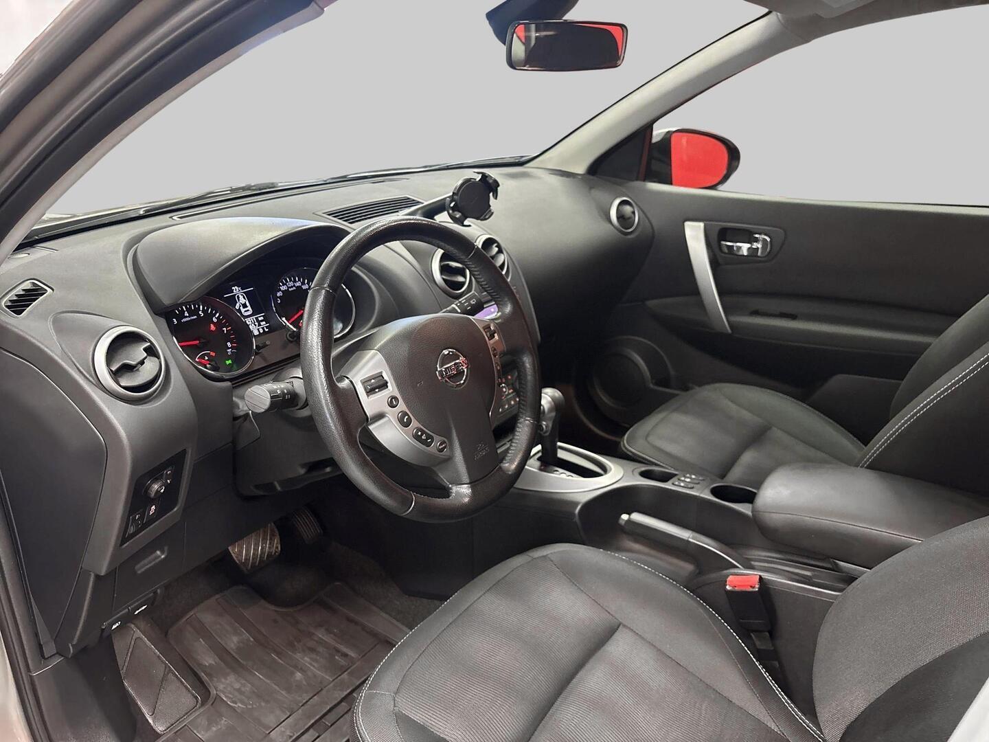 NISSAN Qashqai 2013