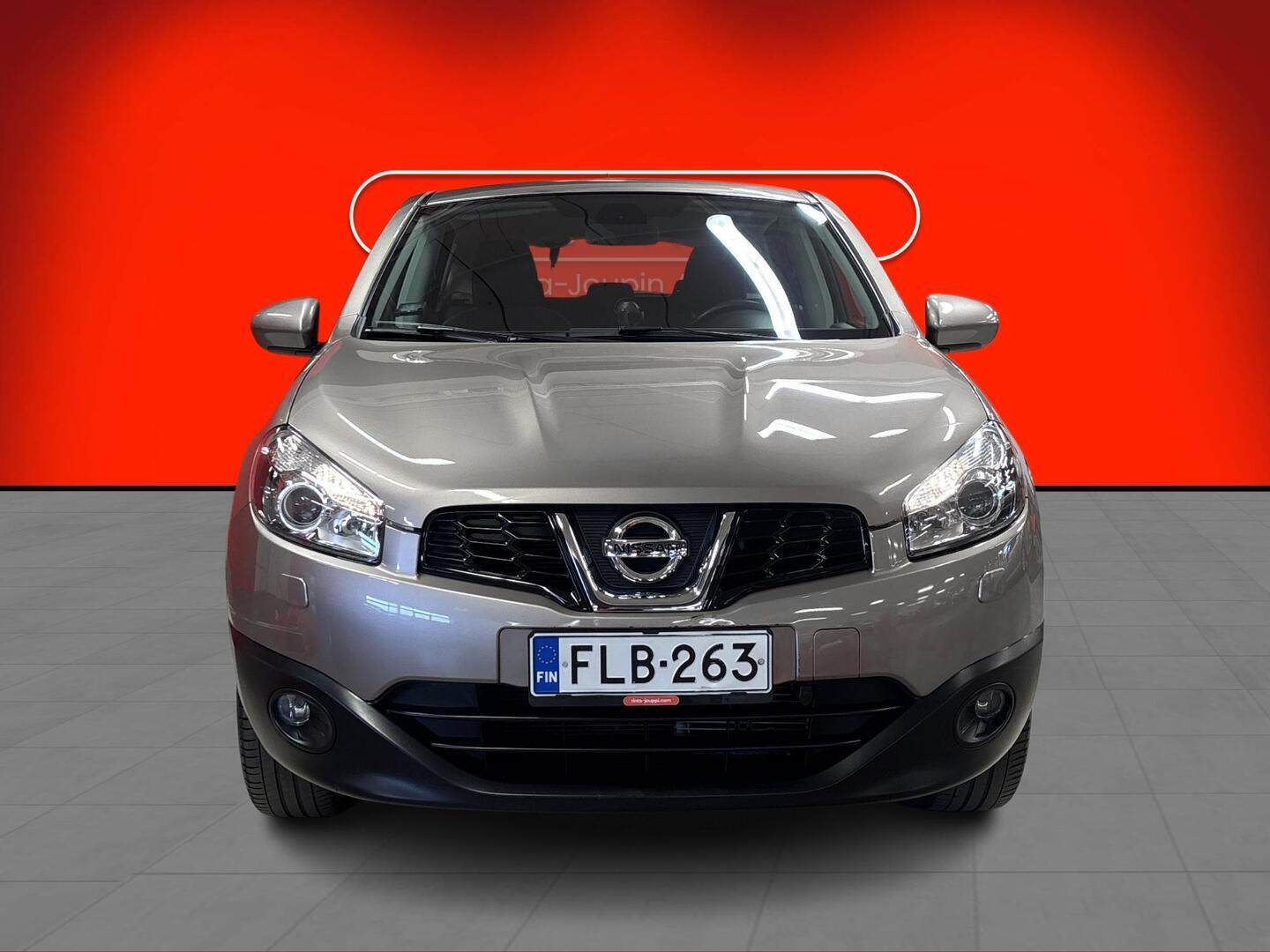 NISSAN Qashqai 2013