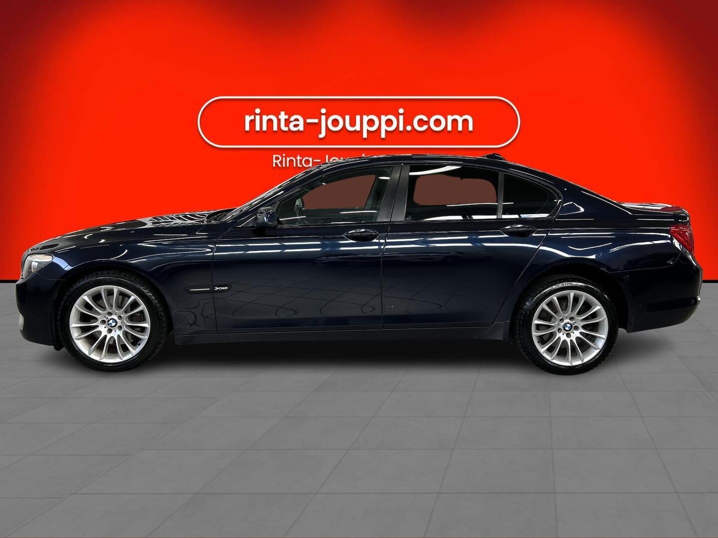 BMW 740 2012