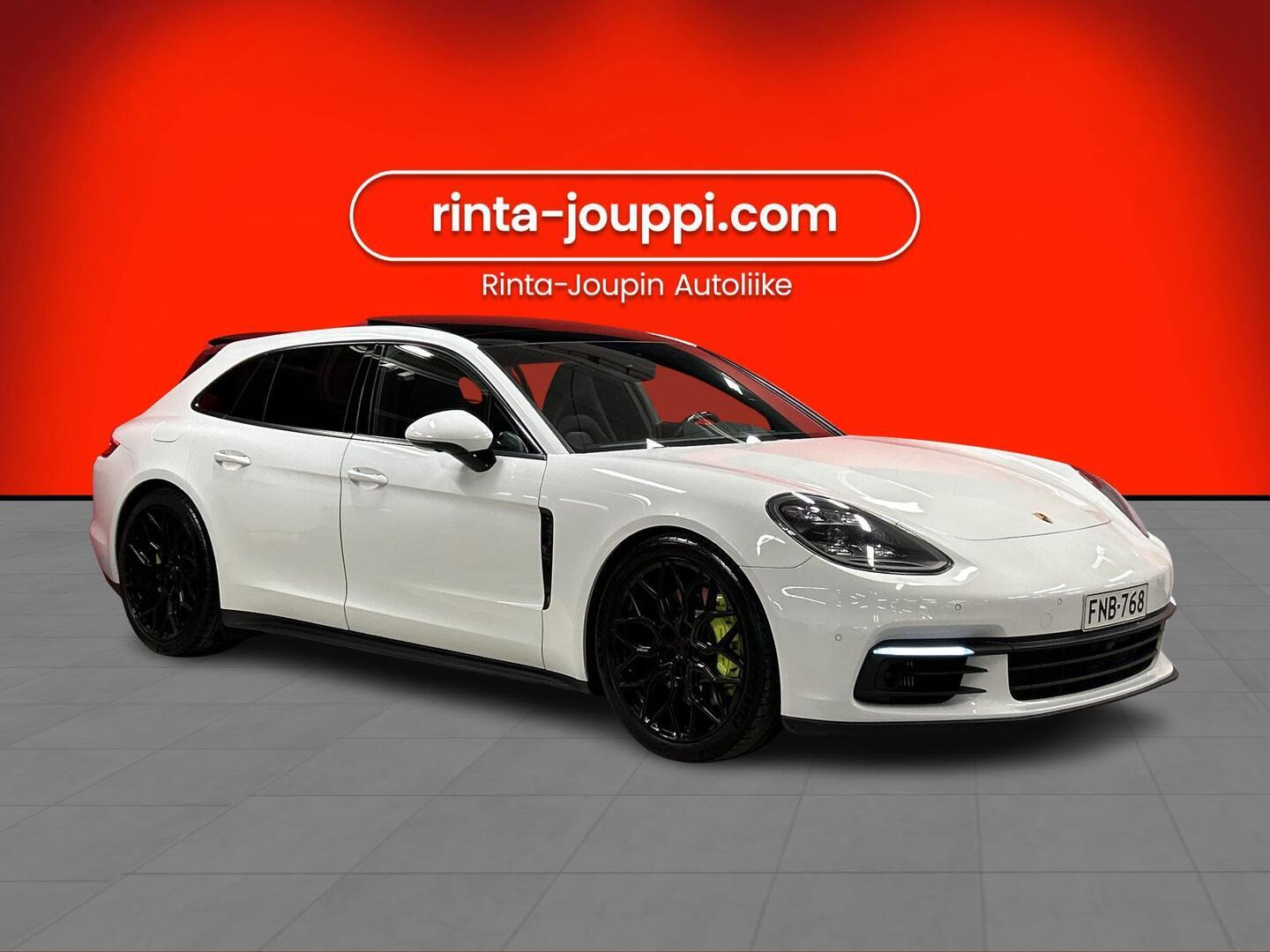 PORSCHE Panamera 2018