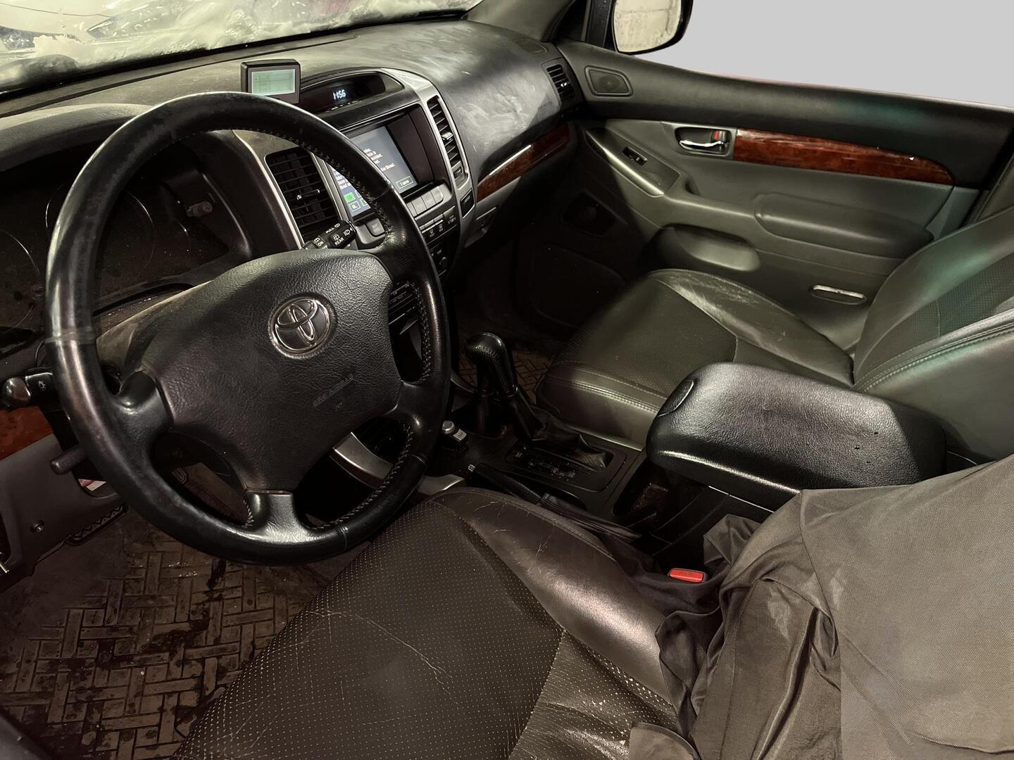 TOYOTA Land Cruiser 2007