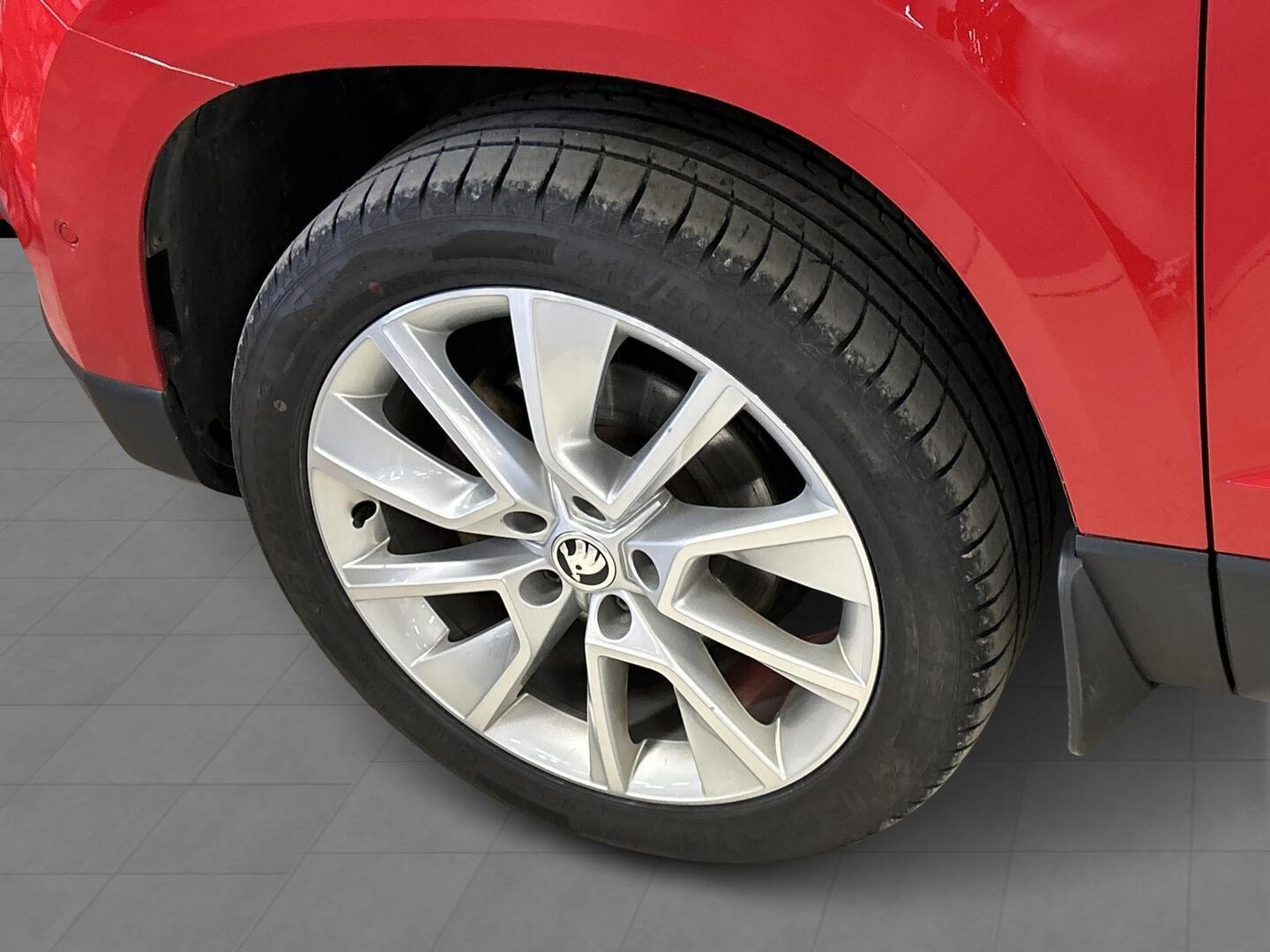 SKODA Karoq 2019