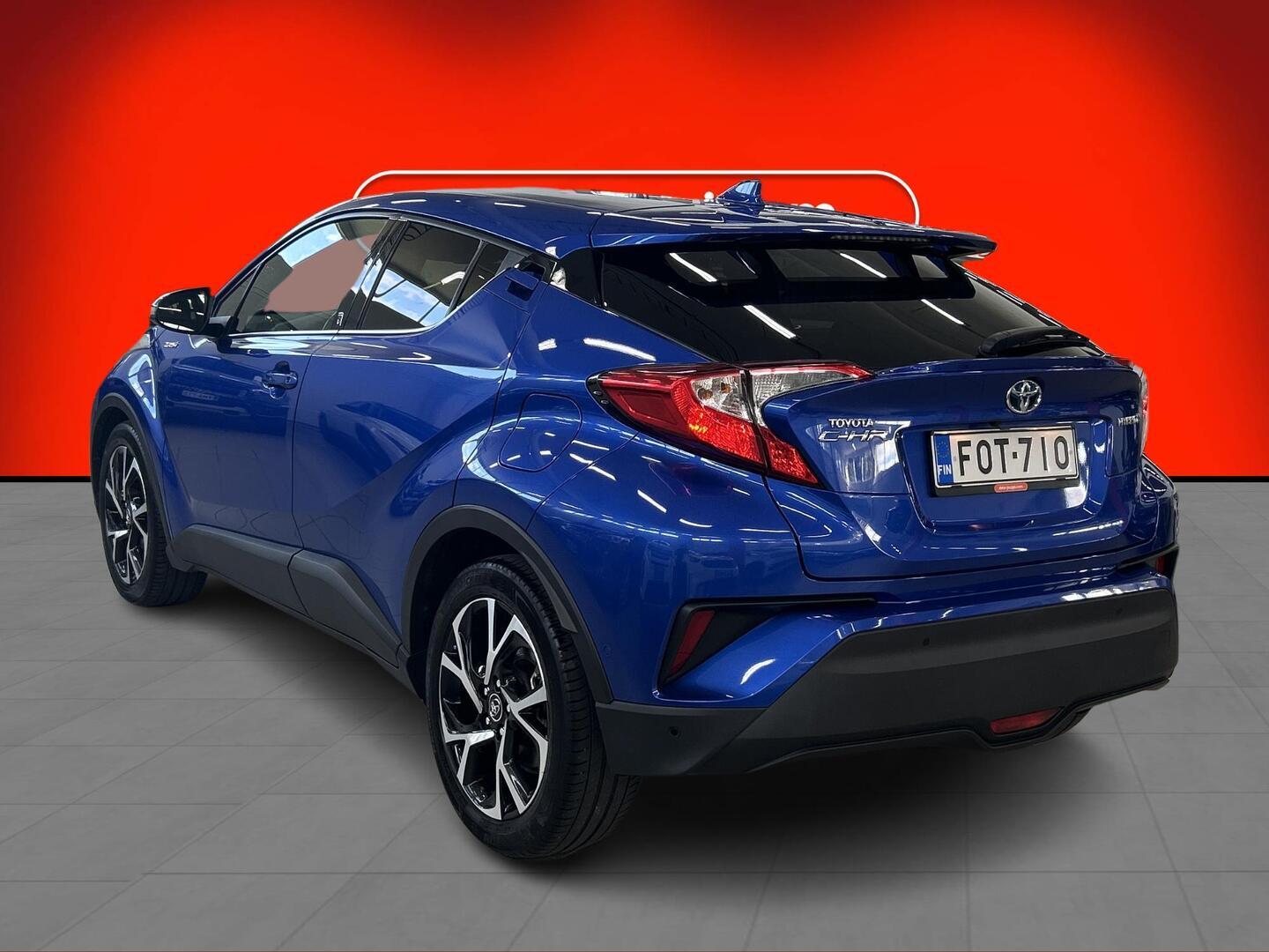 TOYOTA C-HR 2018