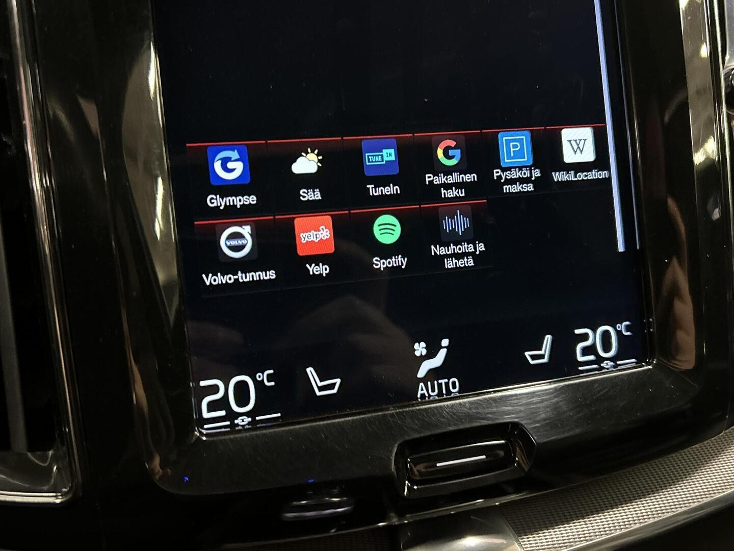 VOLVO XC60 2019