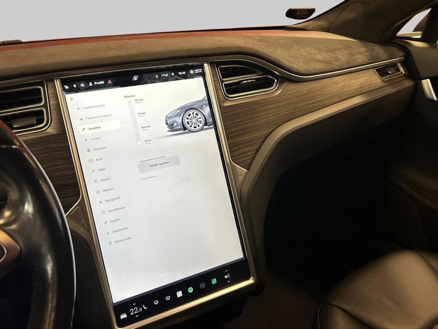 TESLA Model S 2015