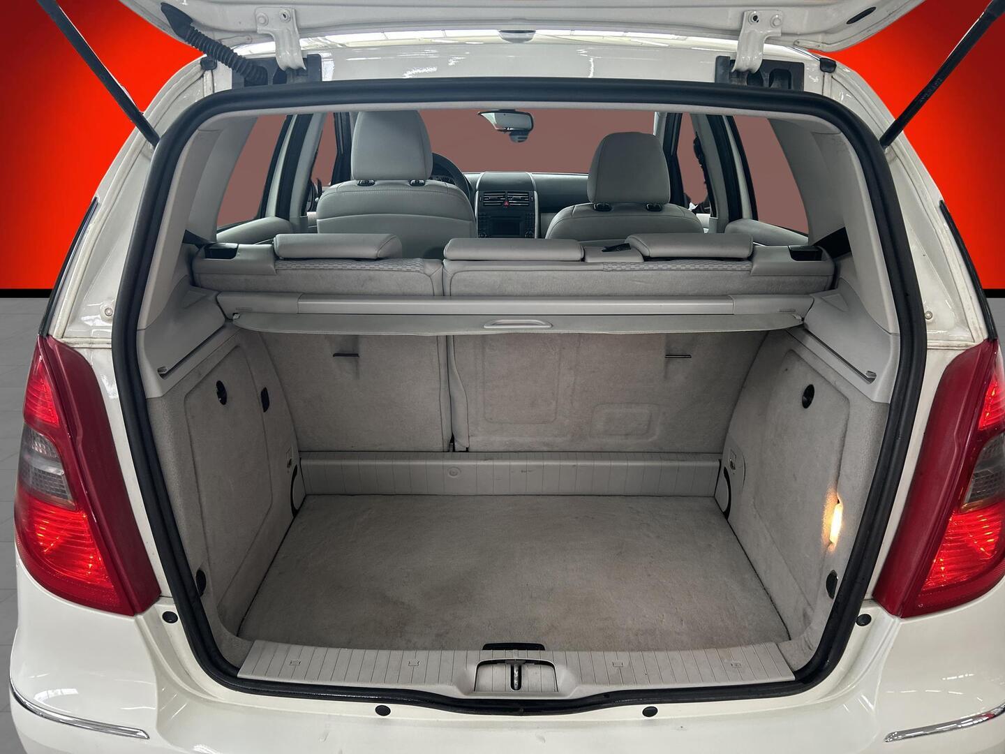 MERCEDES-BENZ A 2008