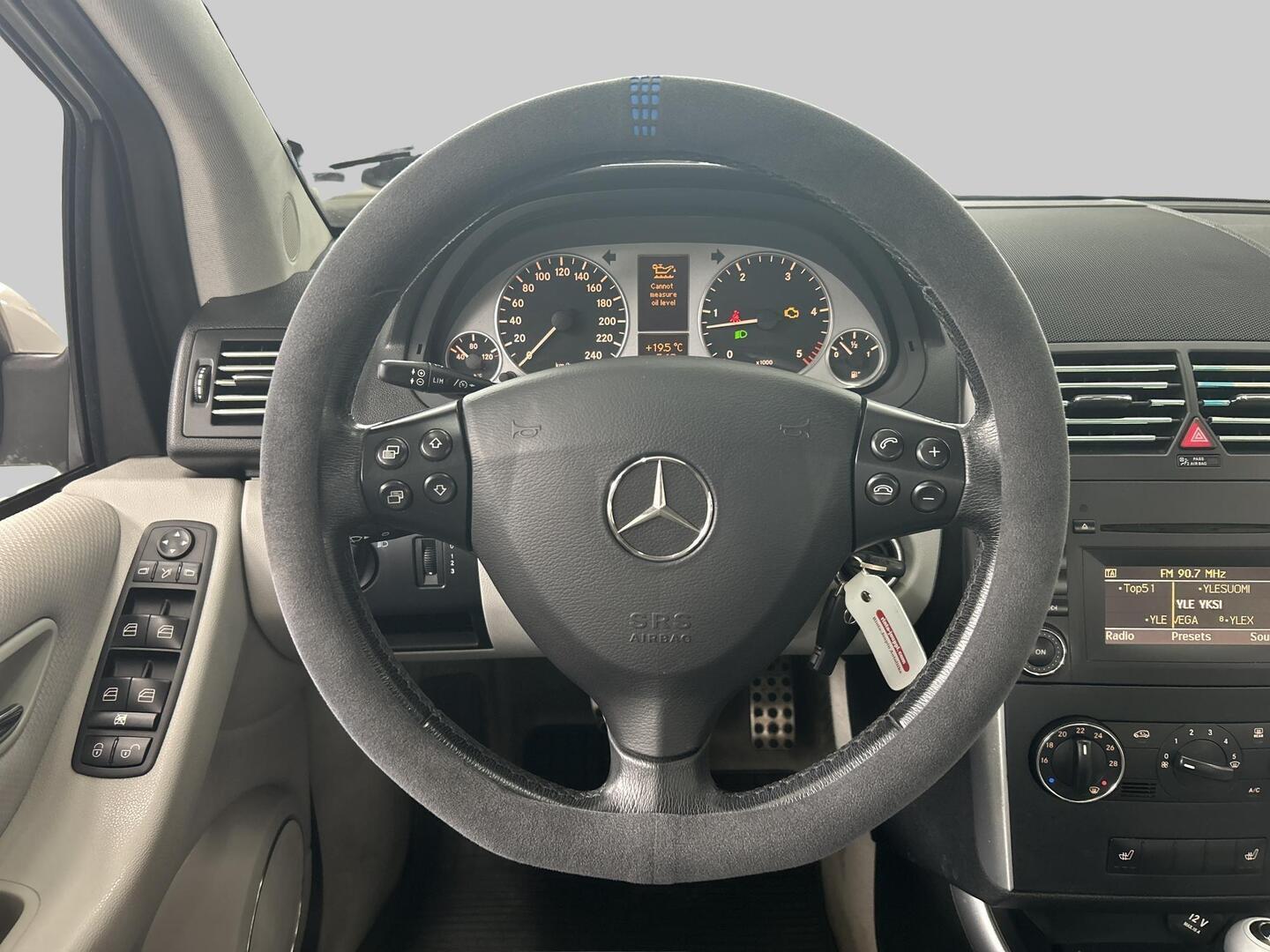 MERCEDES-BENZ A 2008