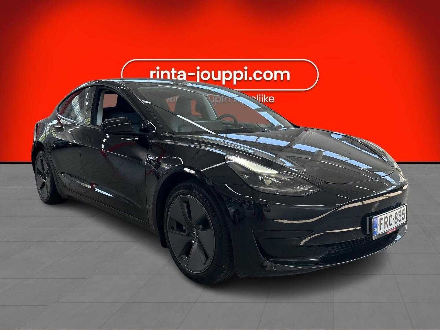 TESLA Model 3 2021