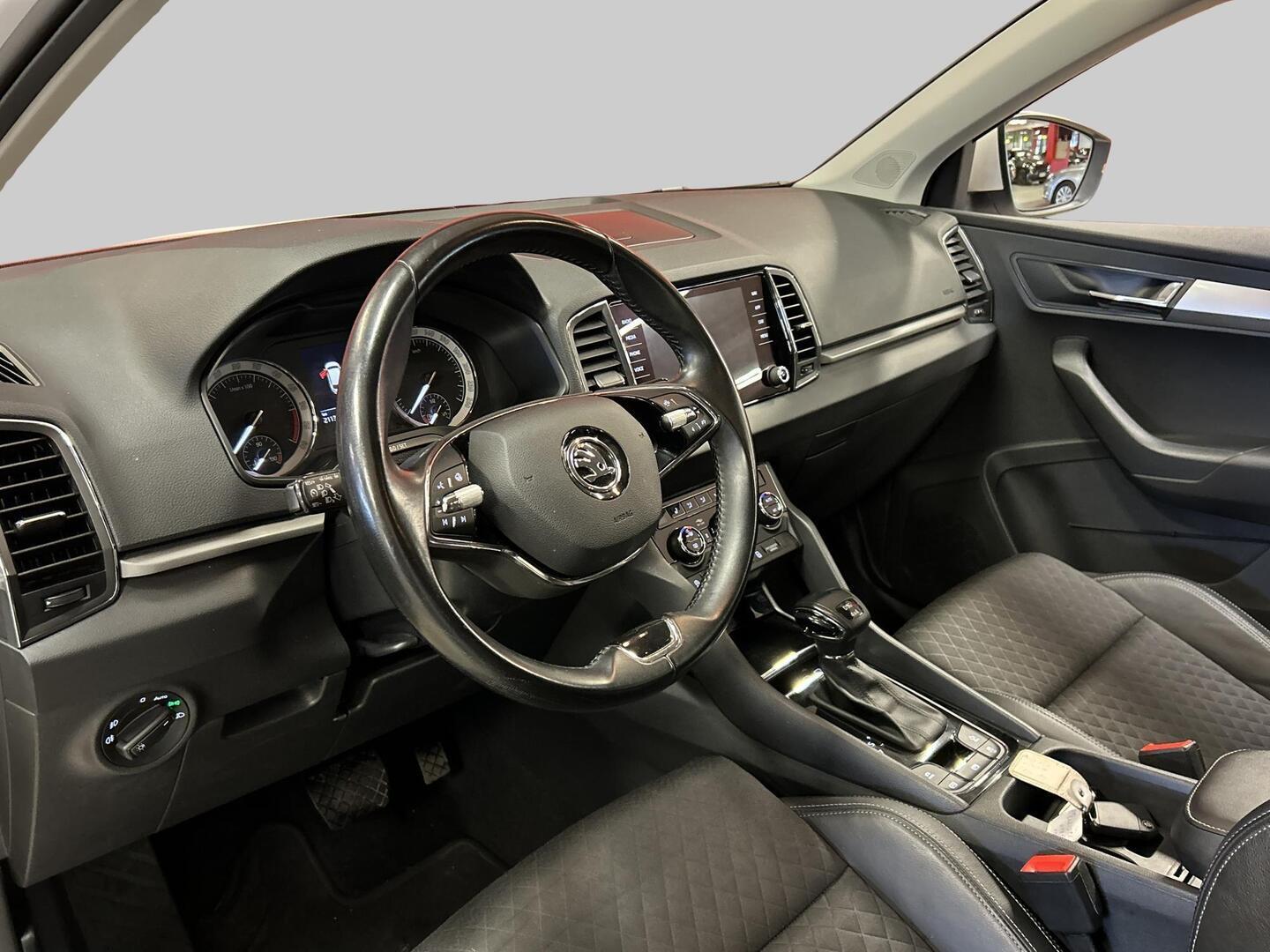 SKODA KAROQ 2021