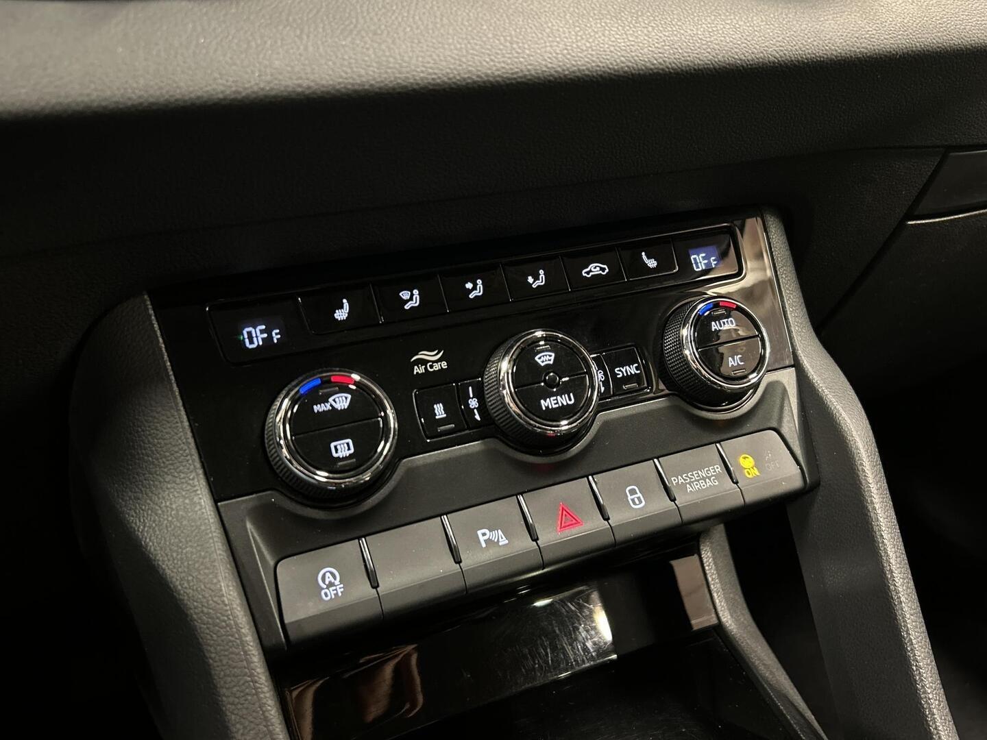 SKODA KAROQ 2021