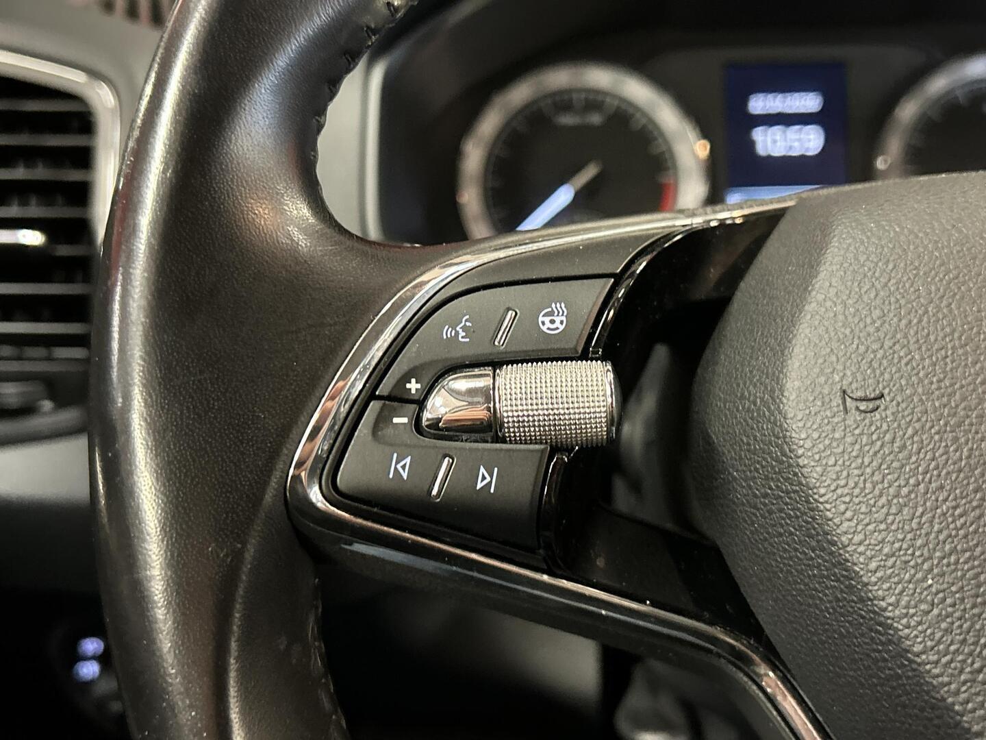SKODA KAROQ 2021