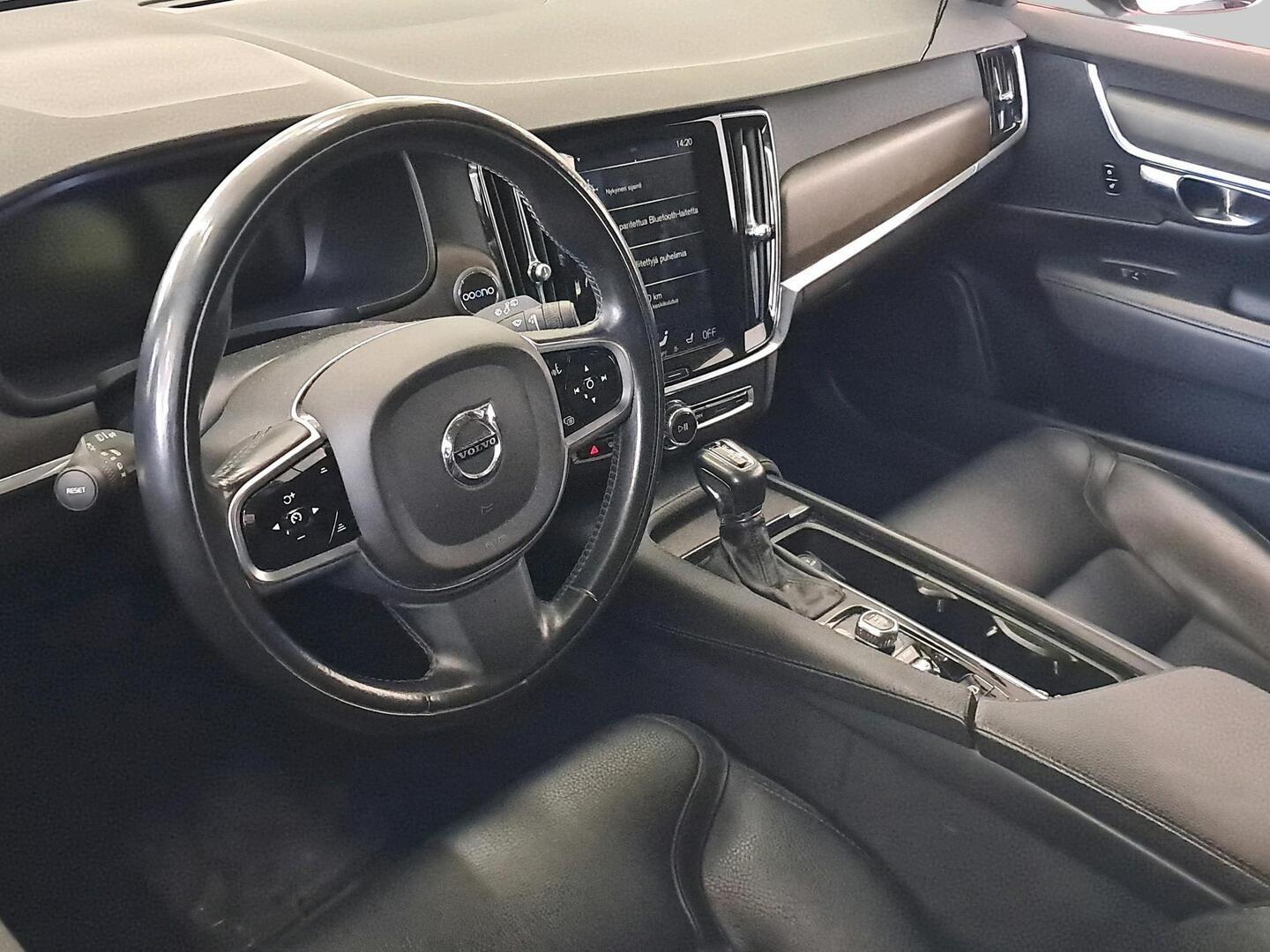 VOLVO V90 Cross Country 2018