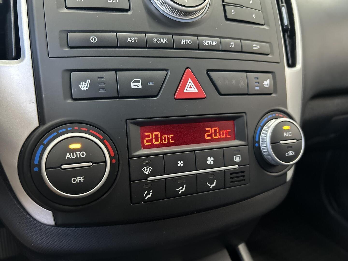 KIA cee'd 2011