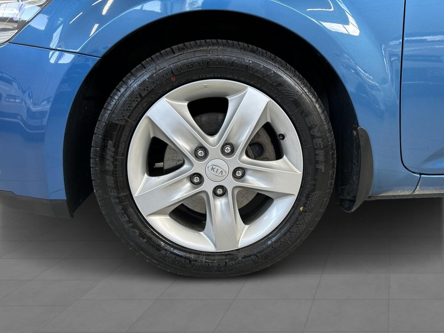 KIA cee'd 2011