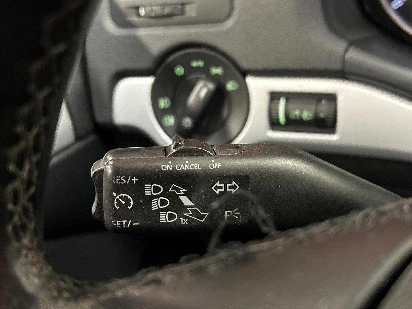 SKODA Octavia 2012