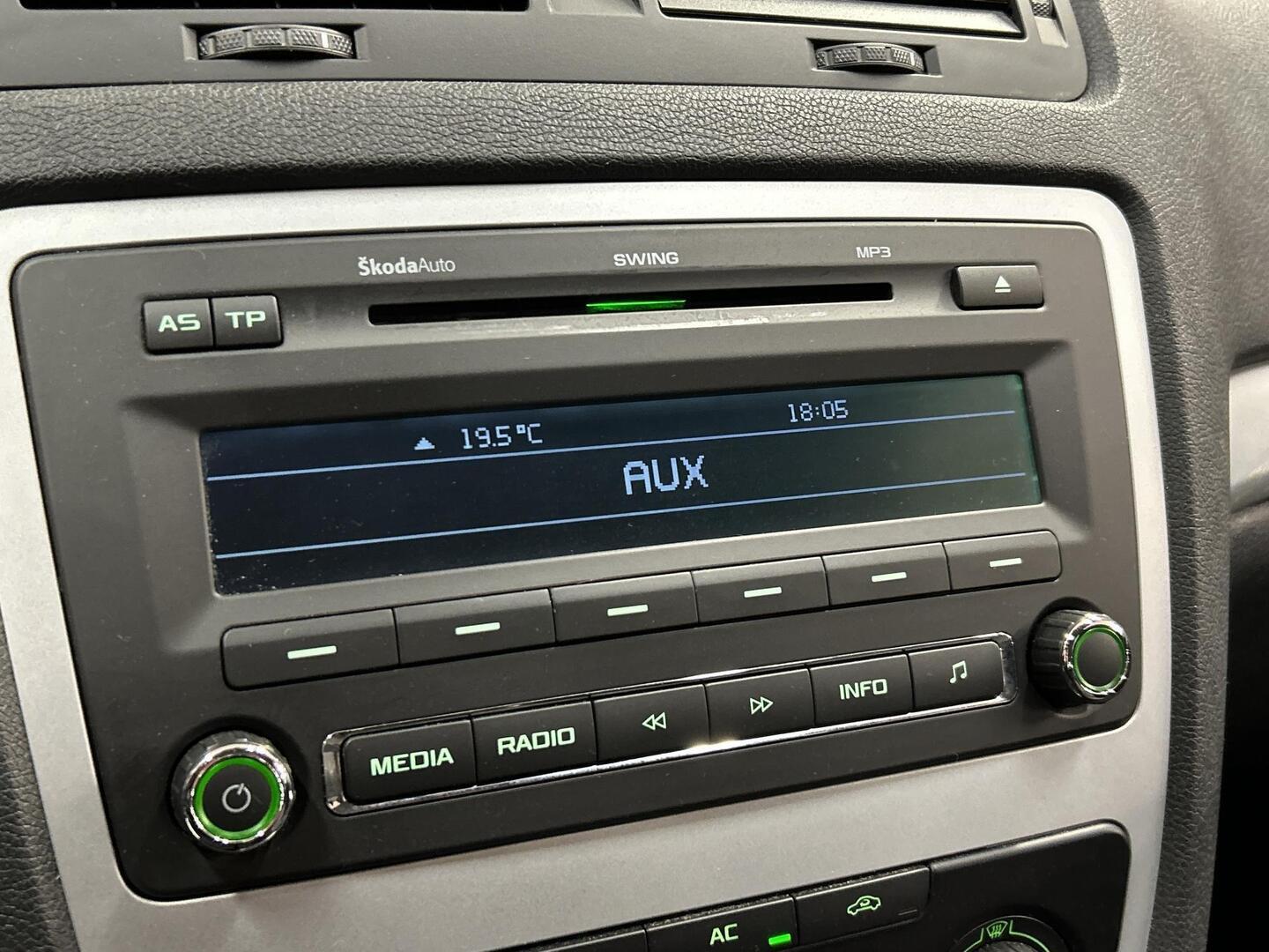 SKODA Octavia 2012