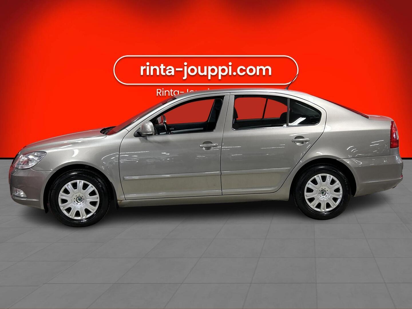 SKODA Octavia 2012