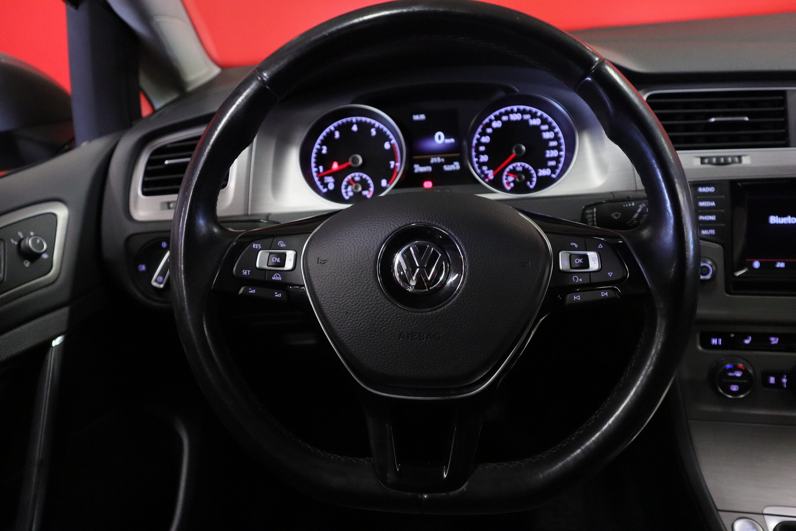 VOLKSWAGEN Golf 2015