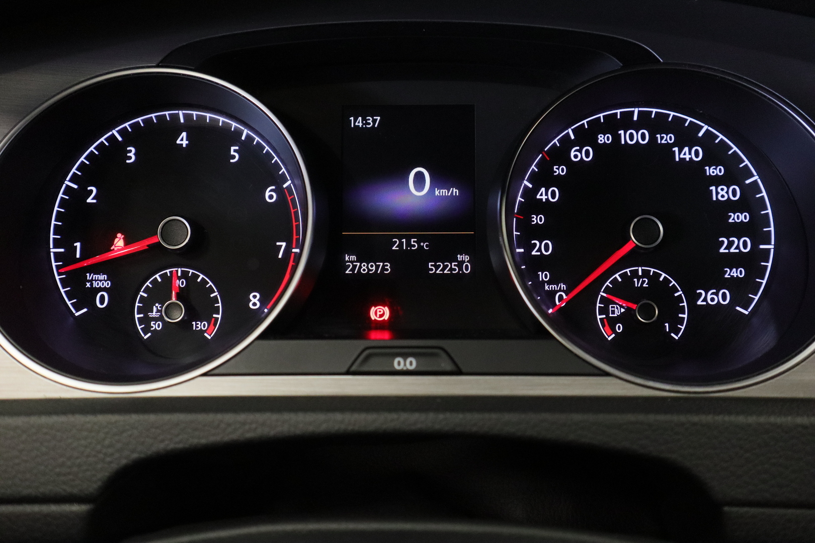 VOLKSWAGEN Golf 2015