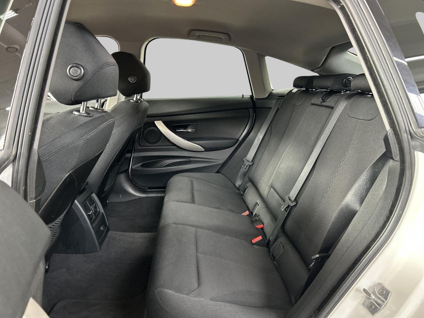 BMW 320 Gran Turismo 2015