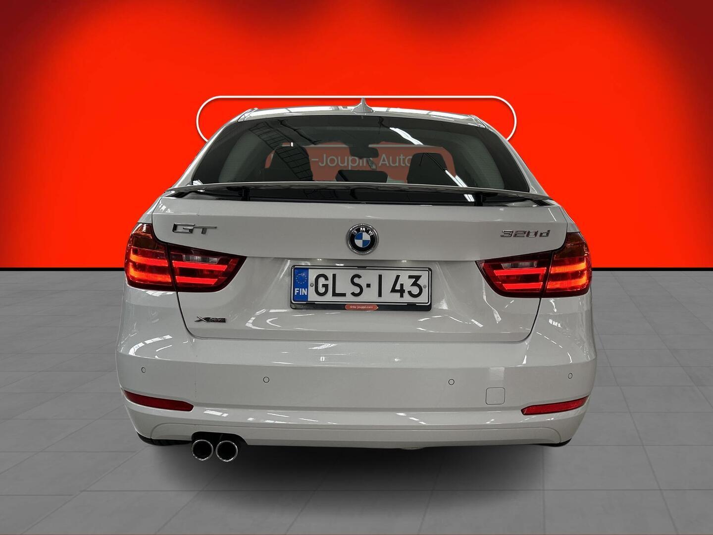 BMW 320 Gran Turismo 2015