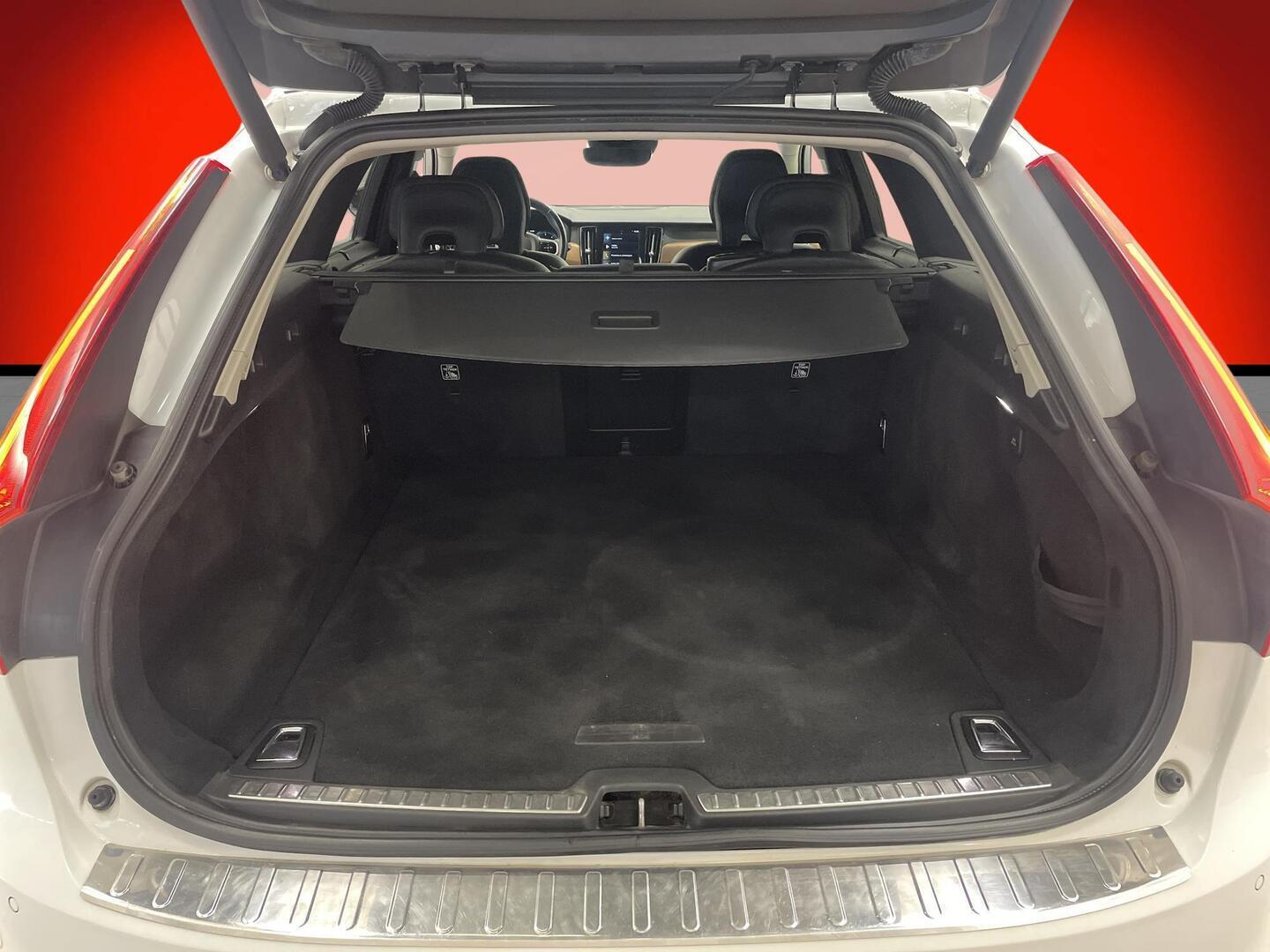 VOLVO V90 2019