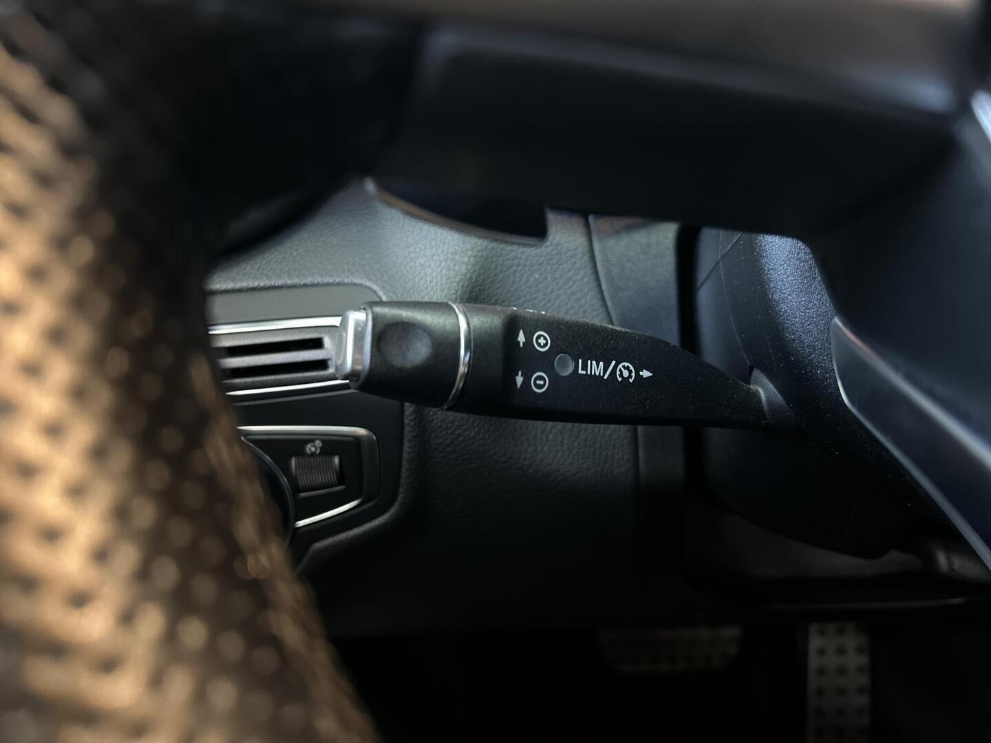 MERCEDES-BENZ C 2015