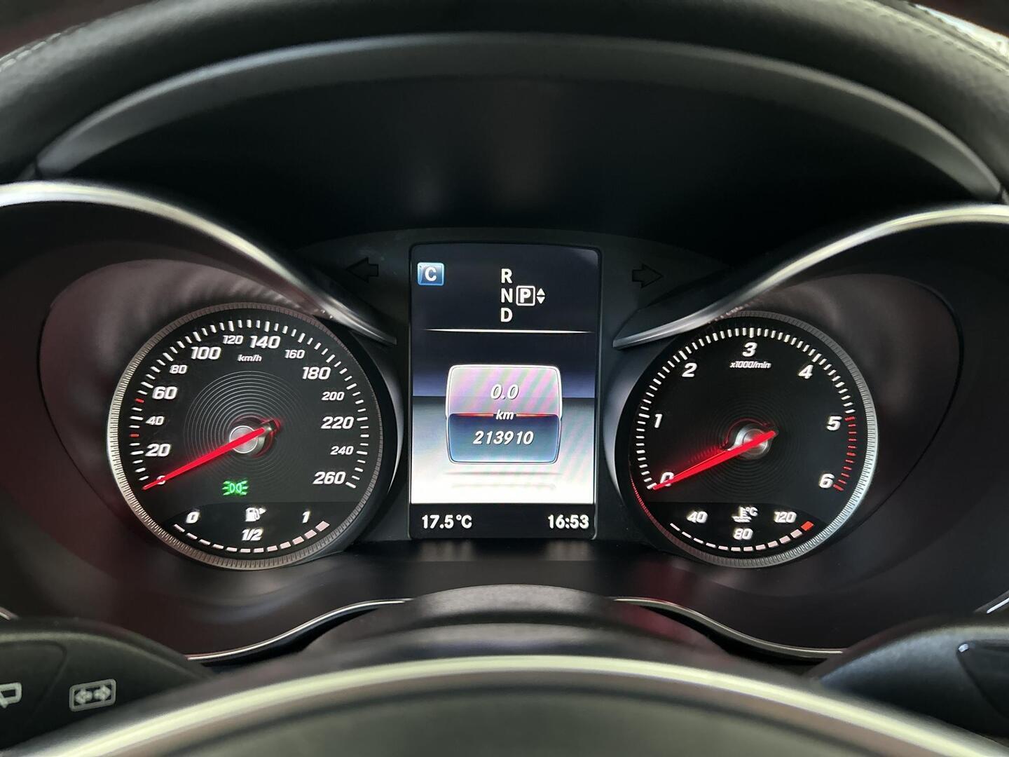 MERCEDES-BENZ C 2015