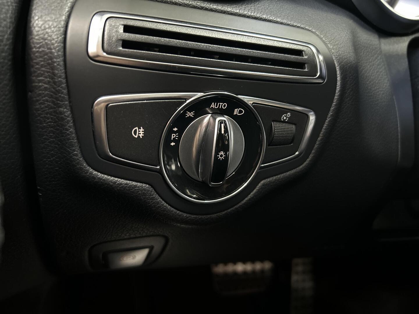 MERCEDES-BENZ C 2015