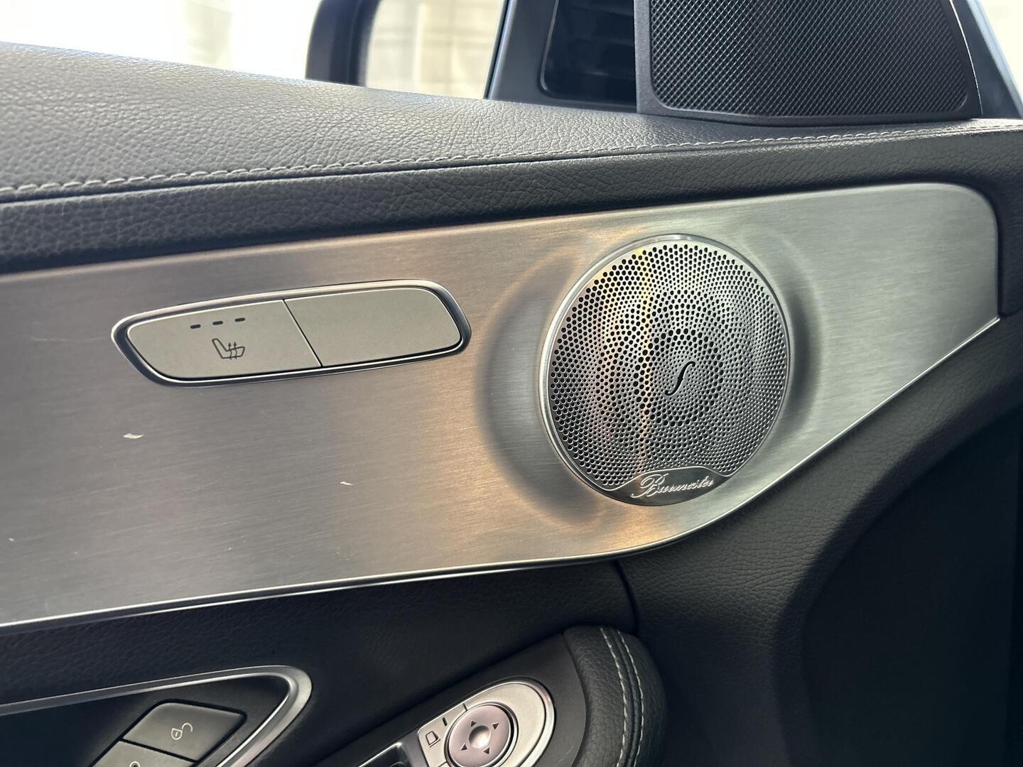 MERCEDES-BENZ C 2015