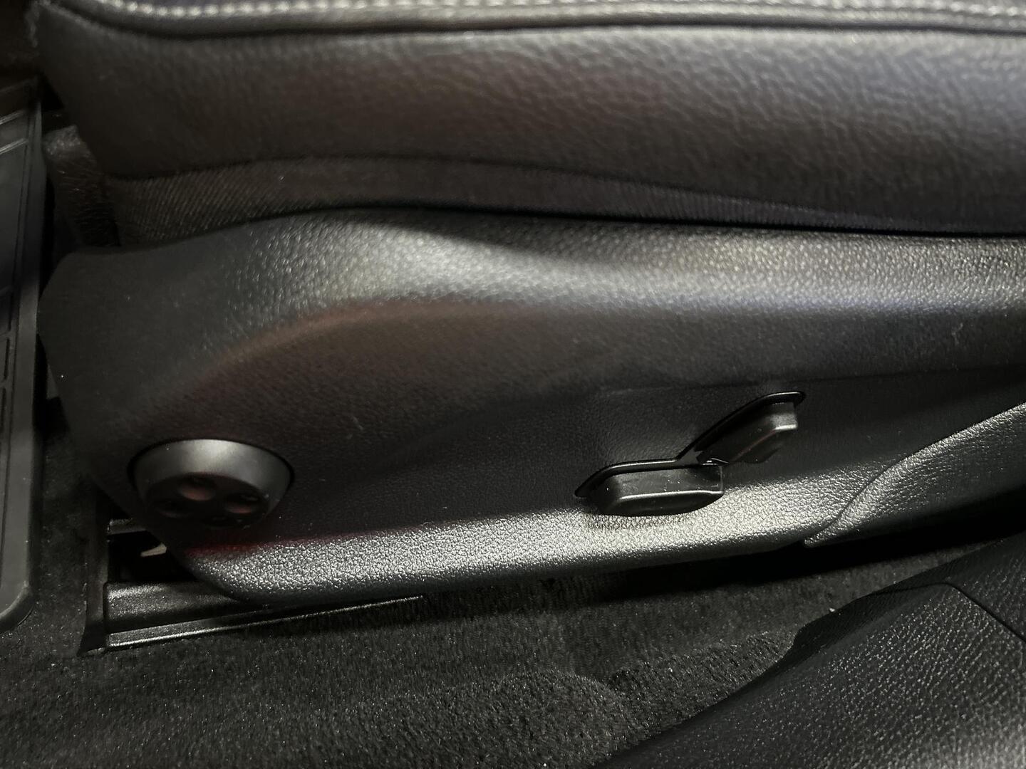 MERCEDES-BENZ E 2018