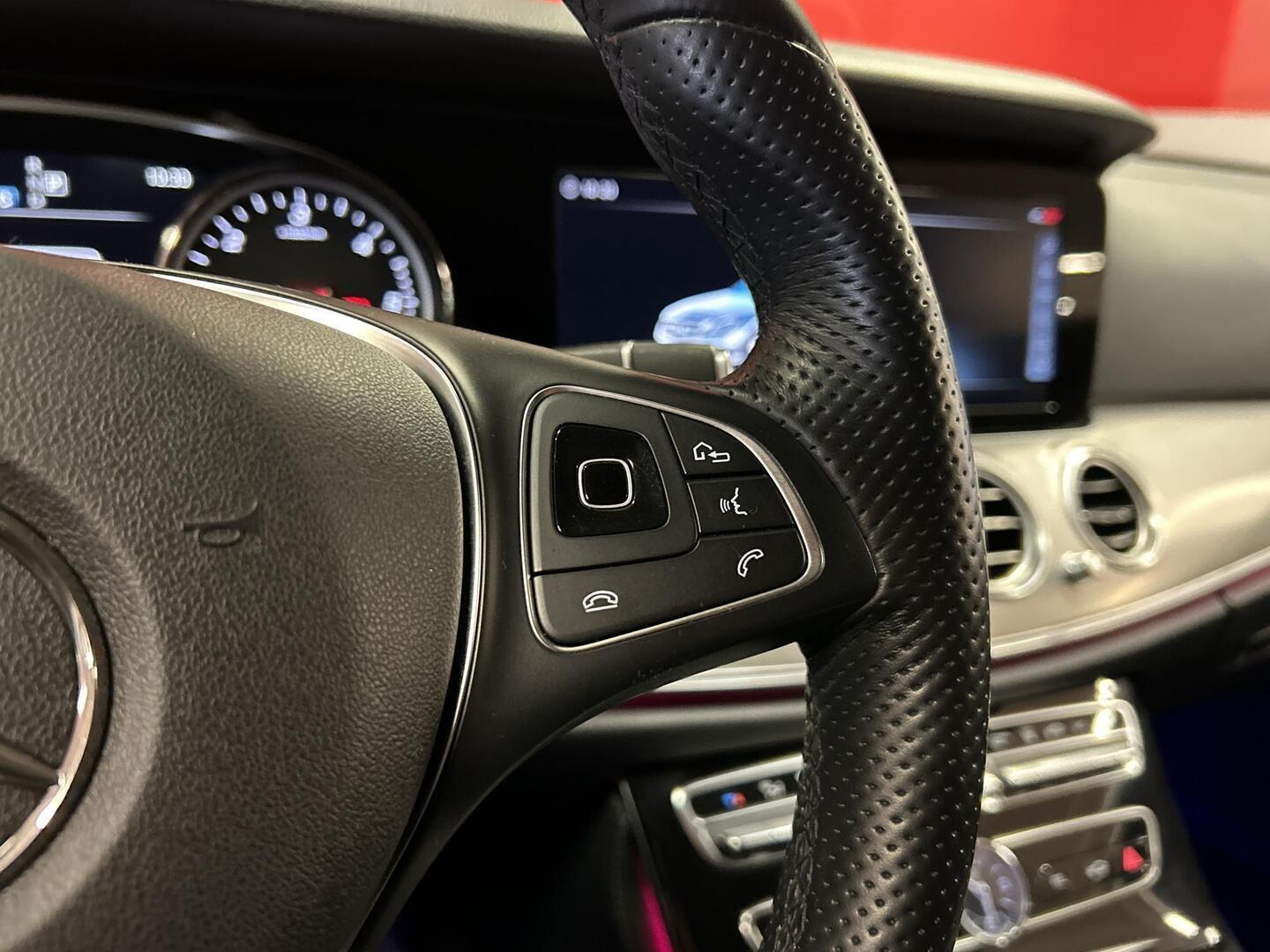 MERCEDES-BENZ E 2018