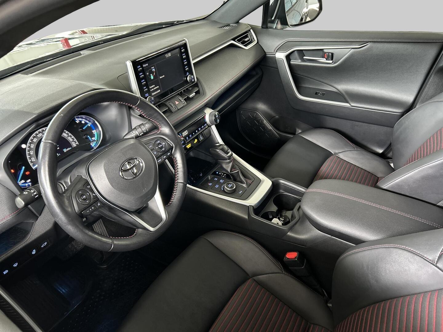 TOYOTA RAV4 PLUG-IN 2021