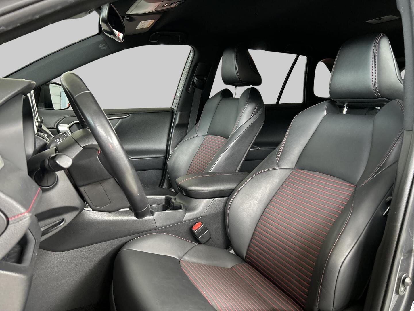 TOYOTA RAV4 PLUG-IN 2021