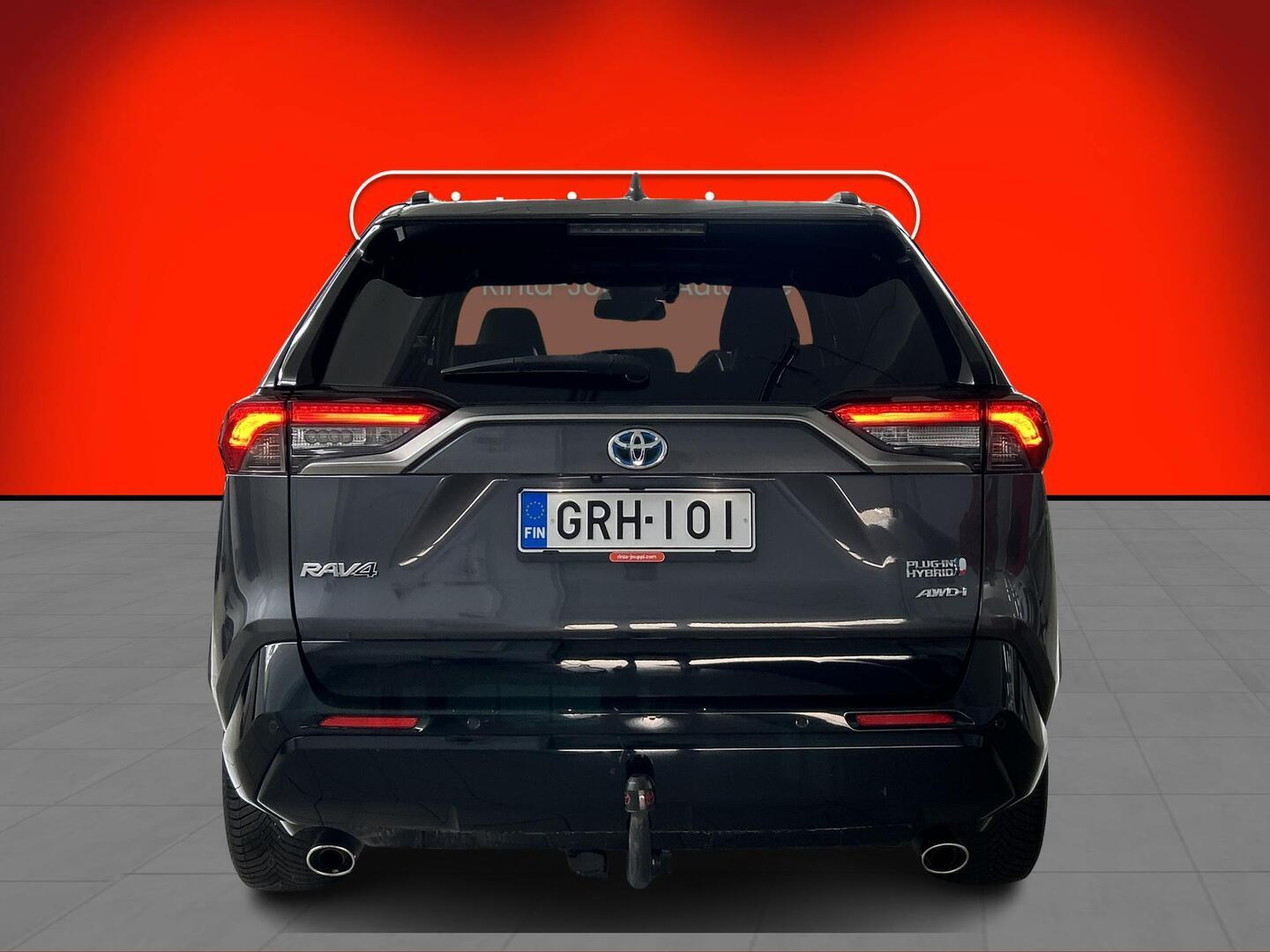 TOYOTA RAV4 PLUG-IN 2021