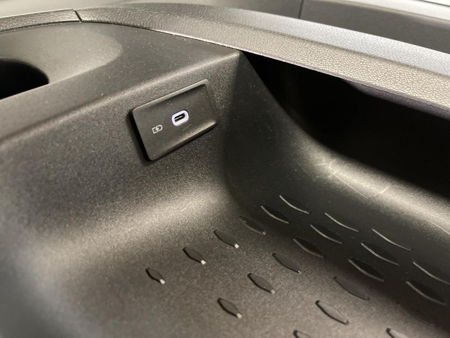 VOLKSWAGEN ID. Buzz Cargo 2023