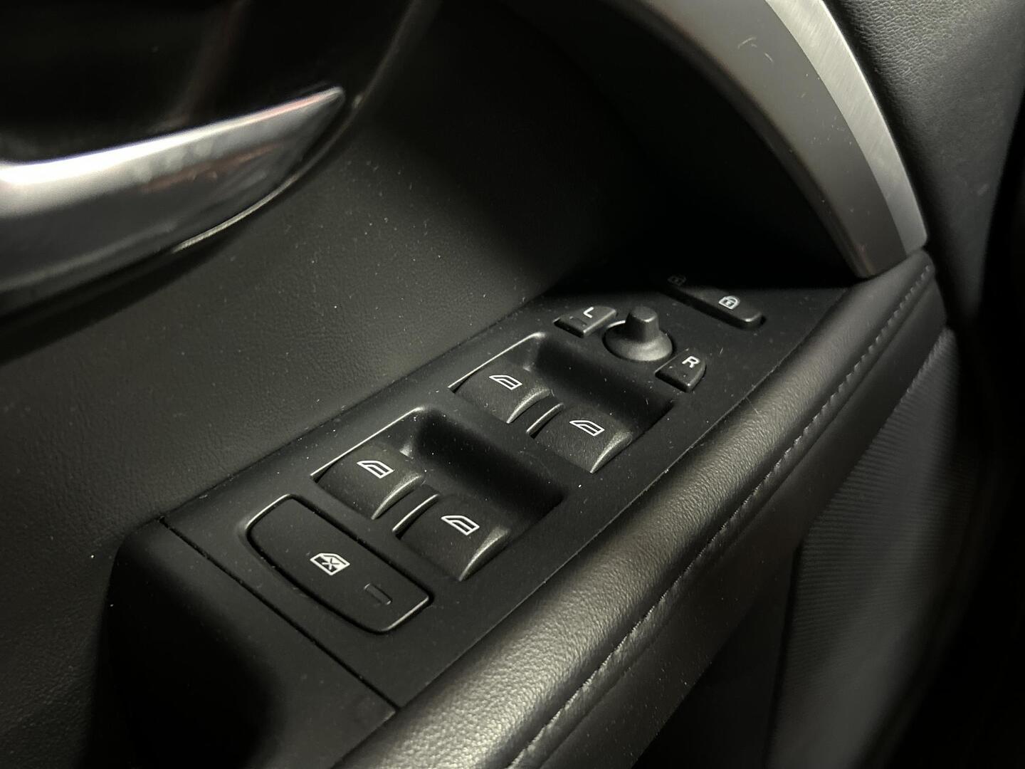 VOLVO V70 2013