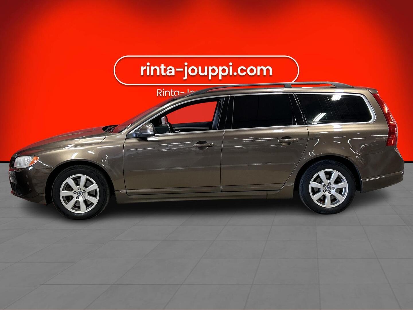 VOLVO V70 2013