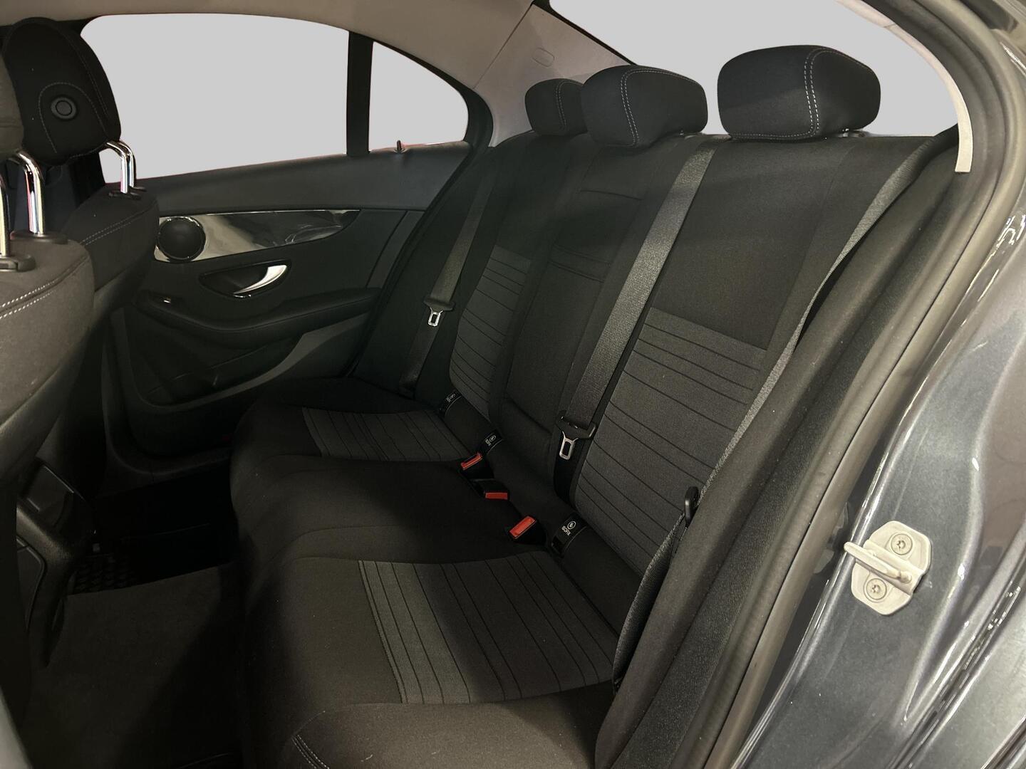 MERCEDES-BENZ C 2015