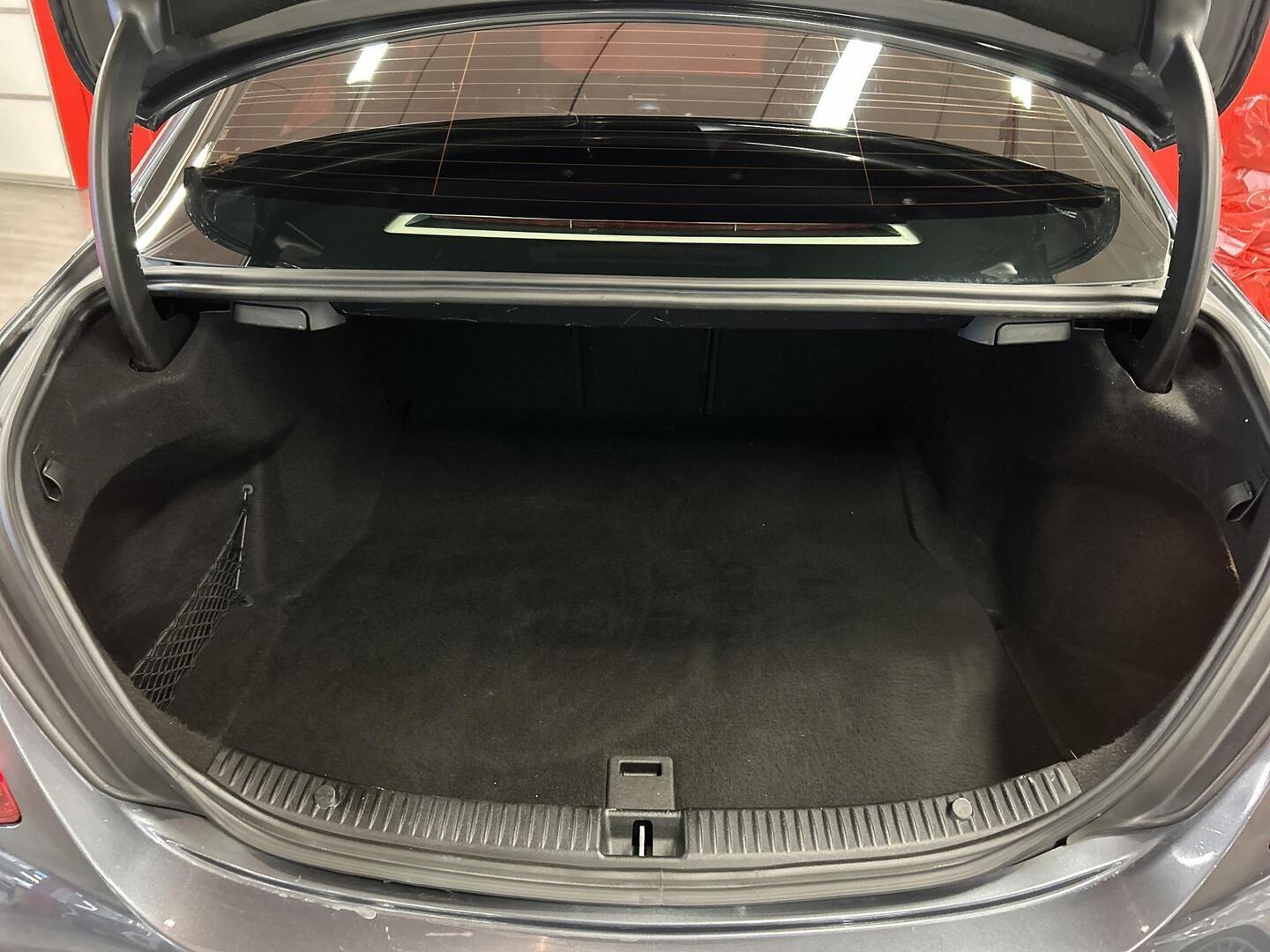 MERCEDES-BENZ C 2015