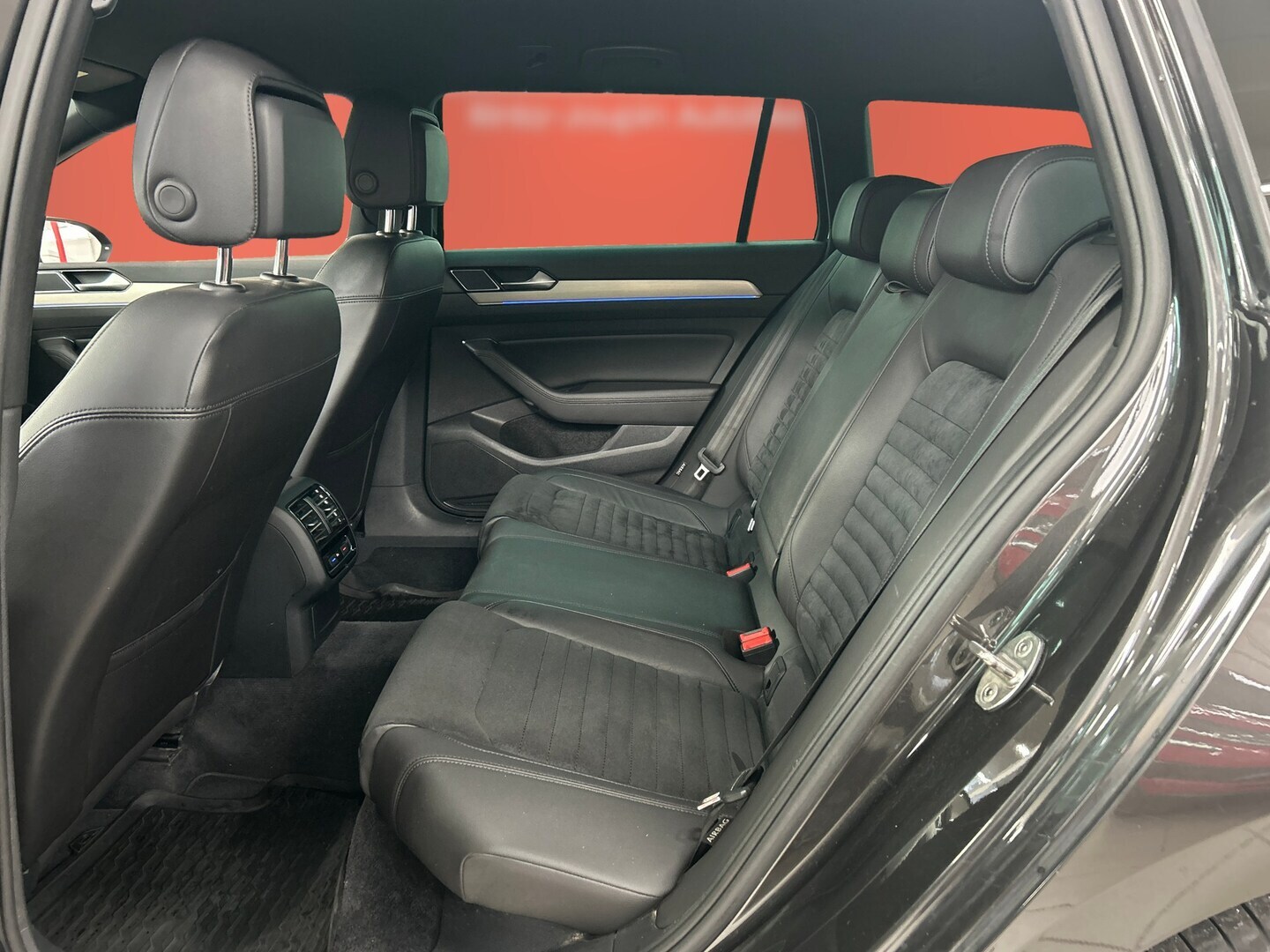 VOLKSWAGEN PASSAT 2018