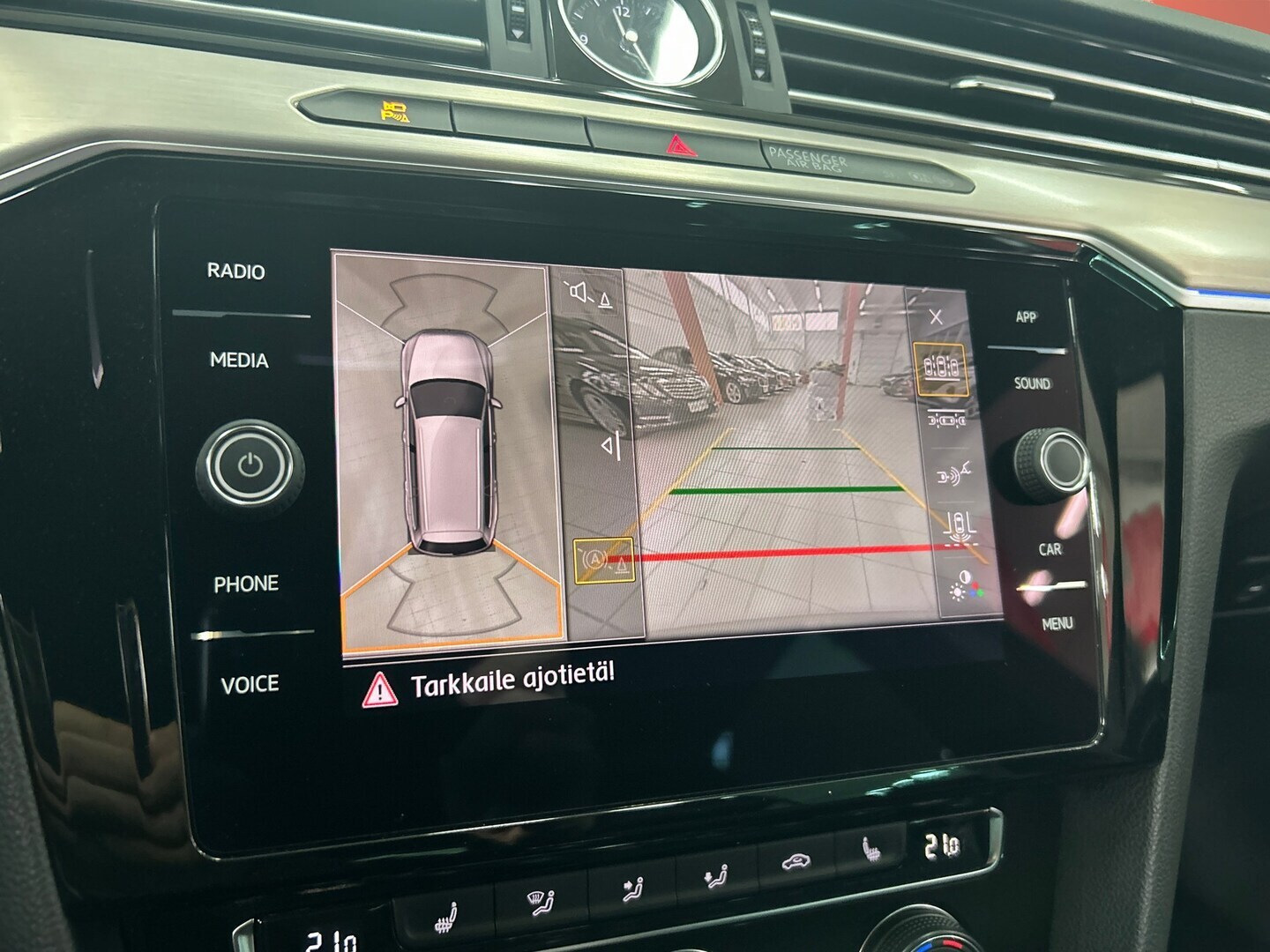 VOLKSWAGEN PASSAT 2018